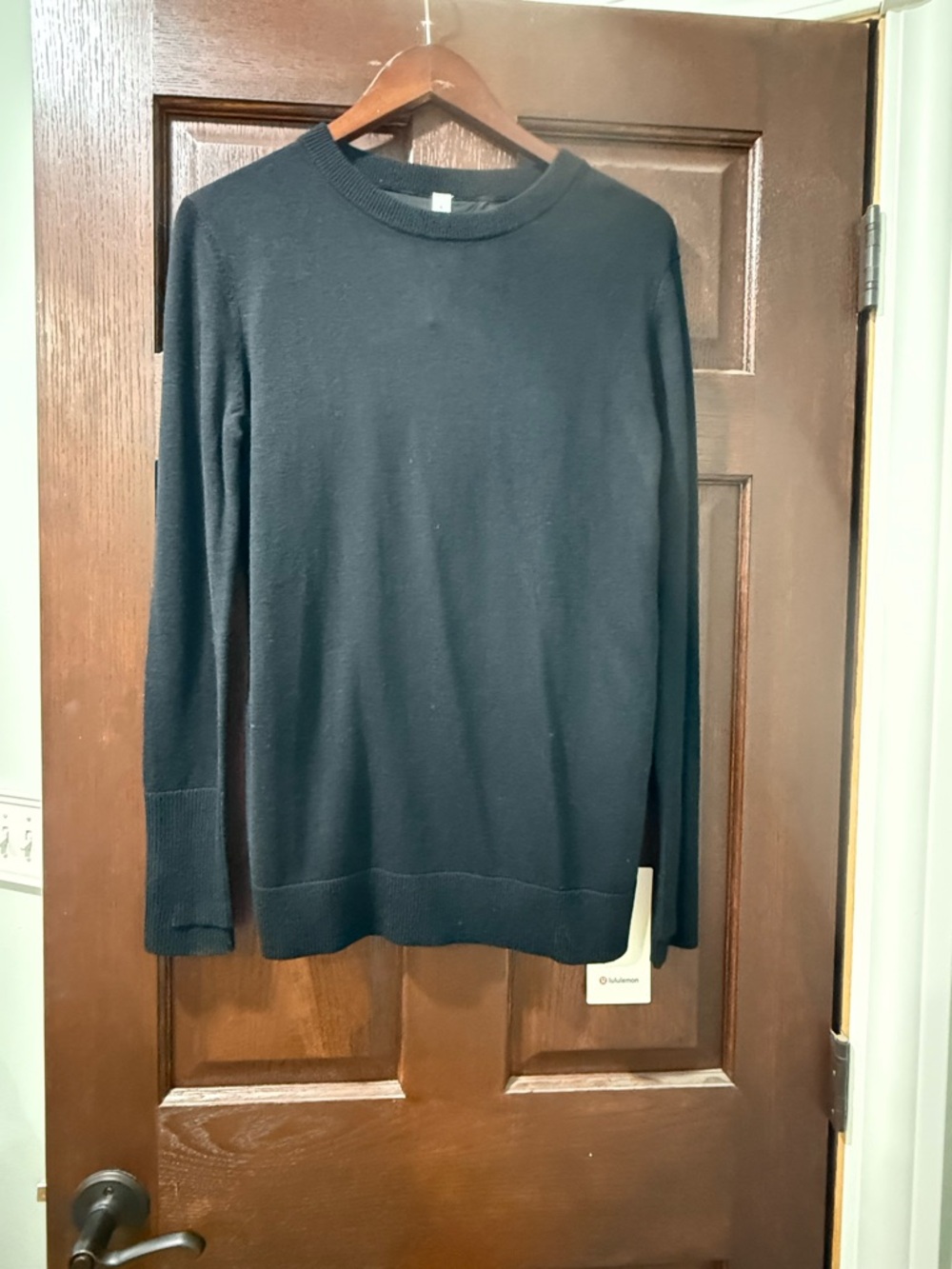 lululemon athletica Men's Black Crewneck Sweater